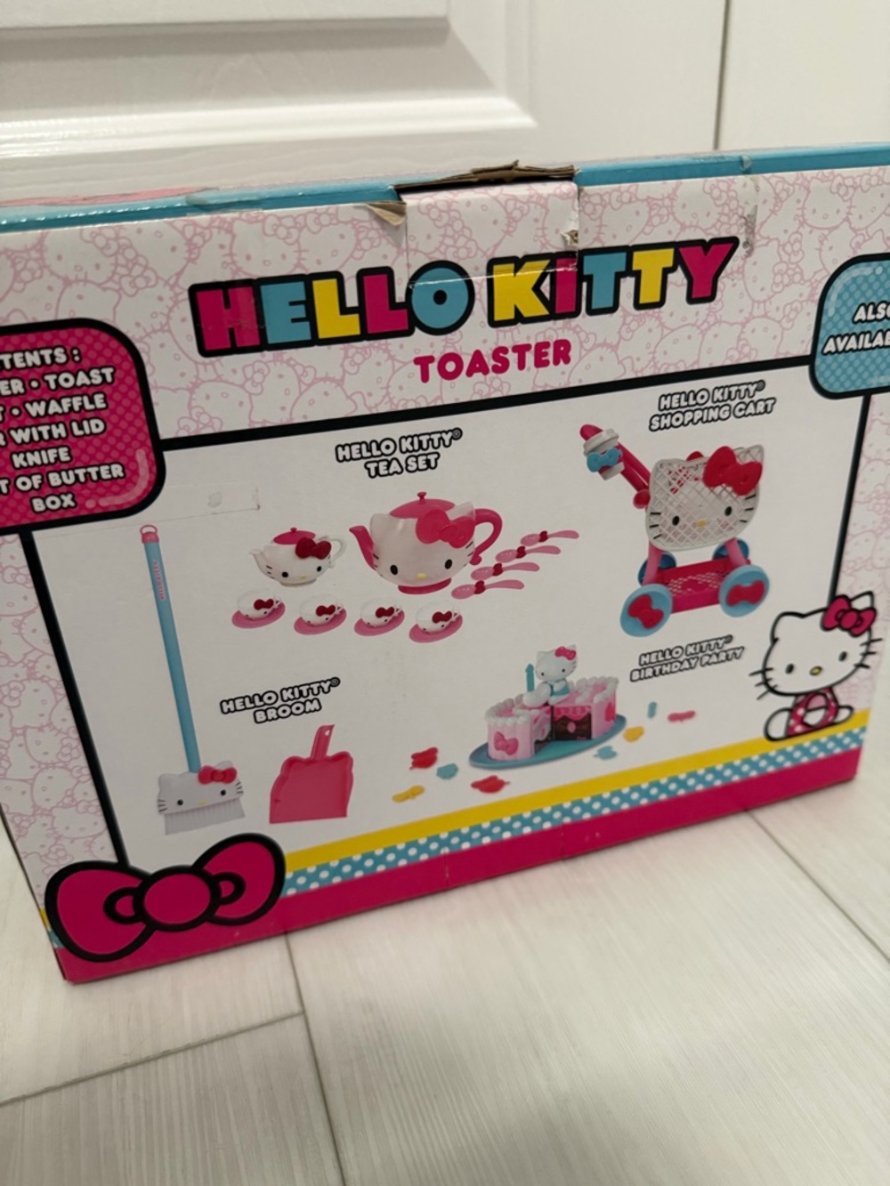 Hello Kitty Pink White Yellow Toaster Play Set - Picture 2 of 3